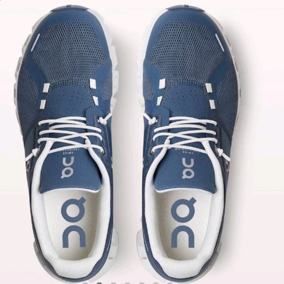 On Cloud Running Womens Blue Cloud 5 Shoe In Denim/White 9 - Picture 2 of 14